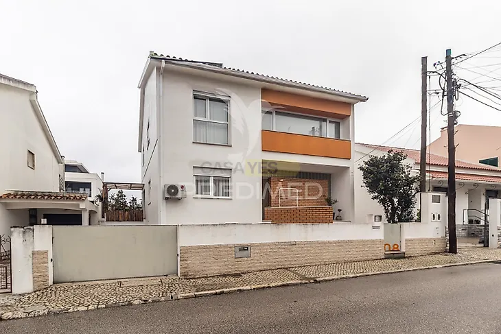 main-listing-picture-0
