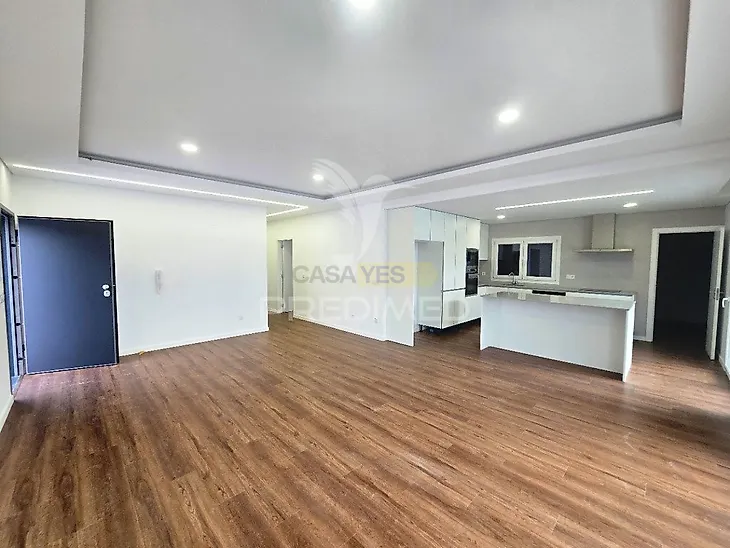 main-listing-picture-0
