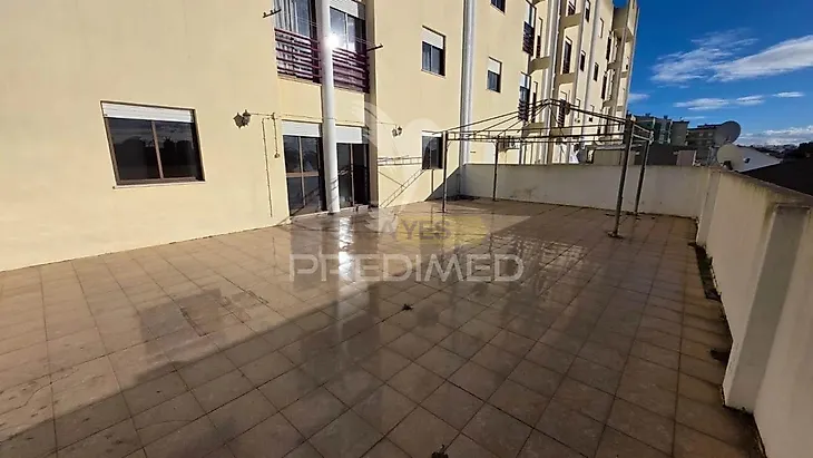 main-listing-picture-0