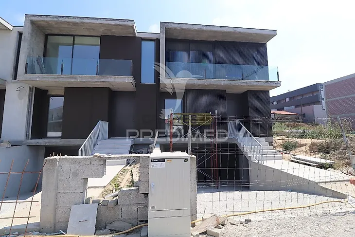 main-listing-picture-0