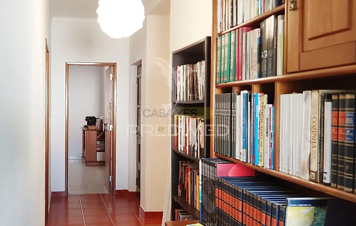 main-listing-picture-0