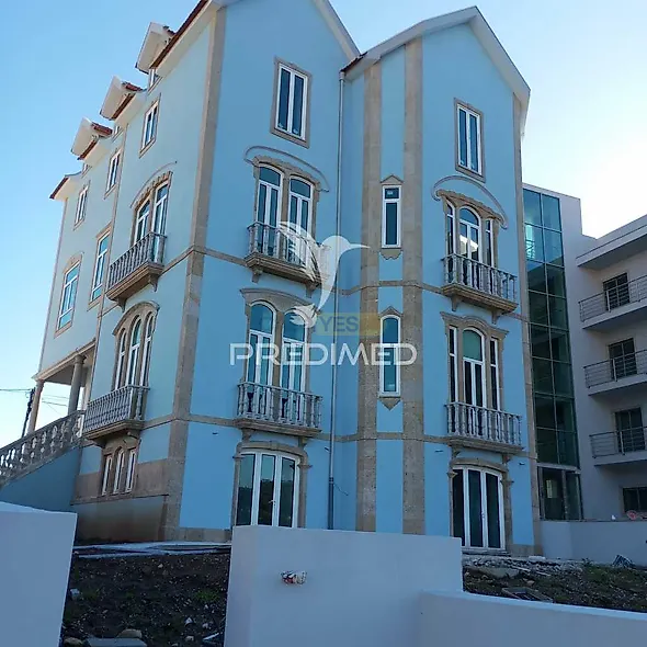 main-listing-picture-0