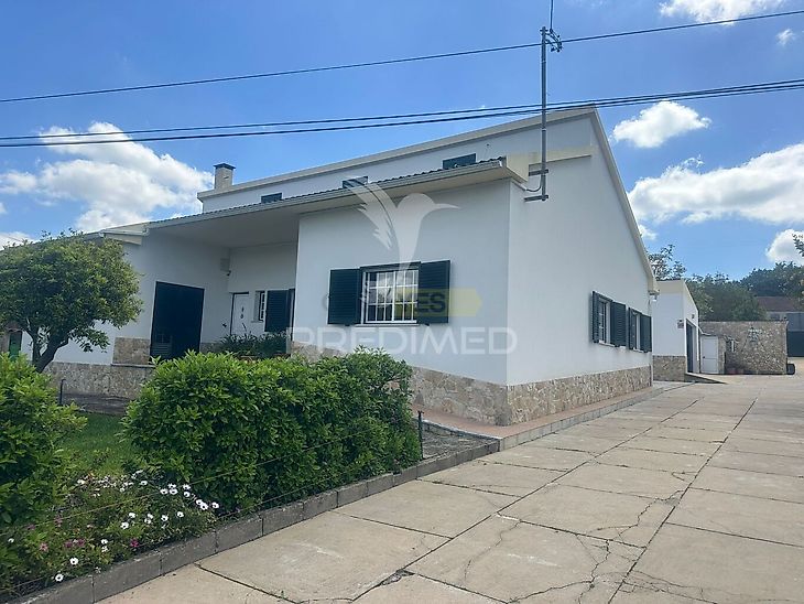 main-listing-picture-0