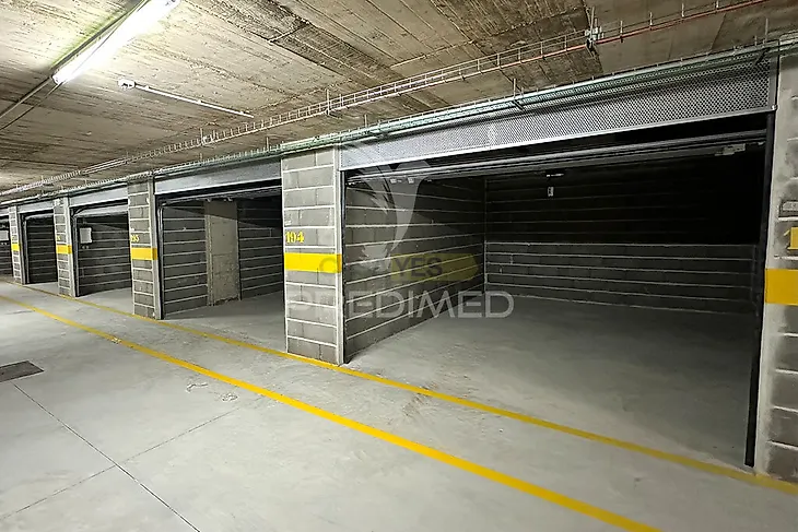 main-listing-picture-0