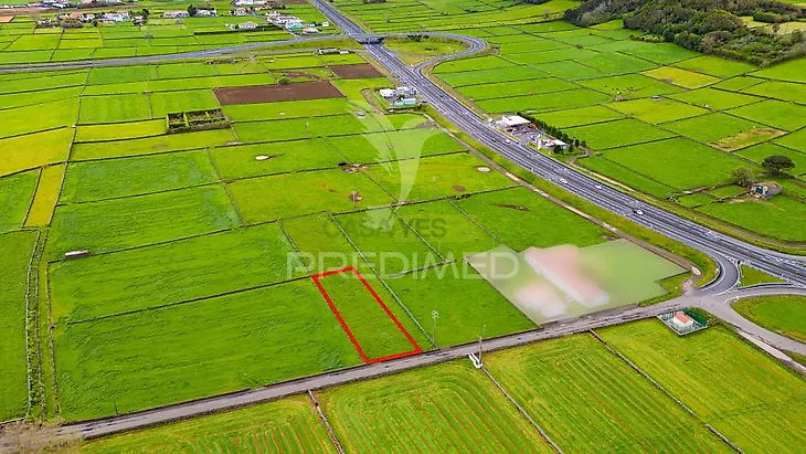 main-listing-picture-0