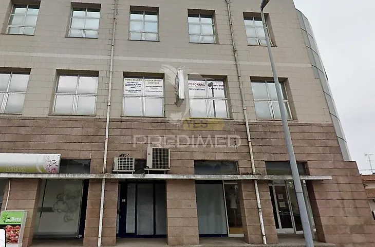 main-listing-picture-0