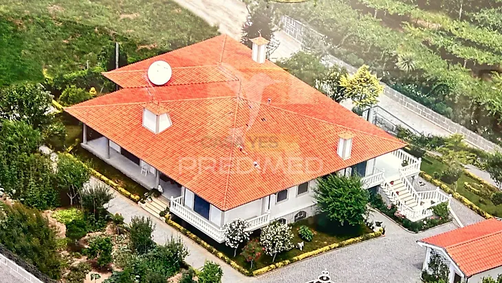 main-listing-picture-0