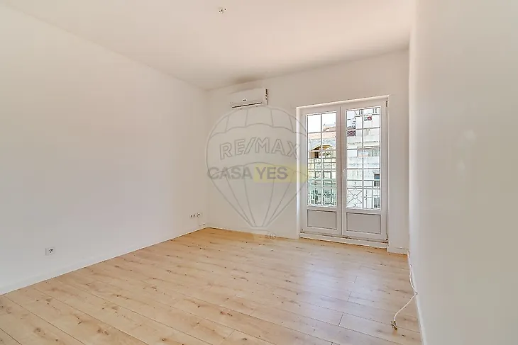 main-listing-picture-0