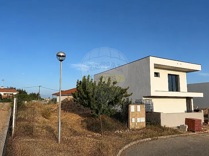 main-listing-picture-0