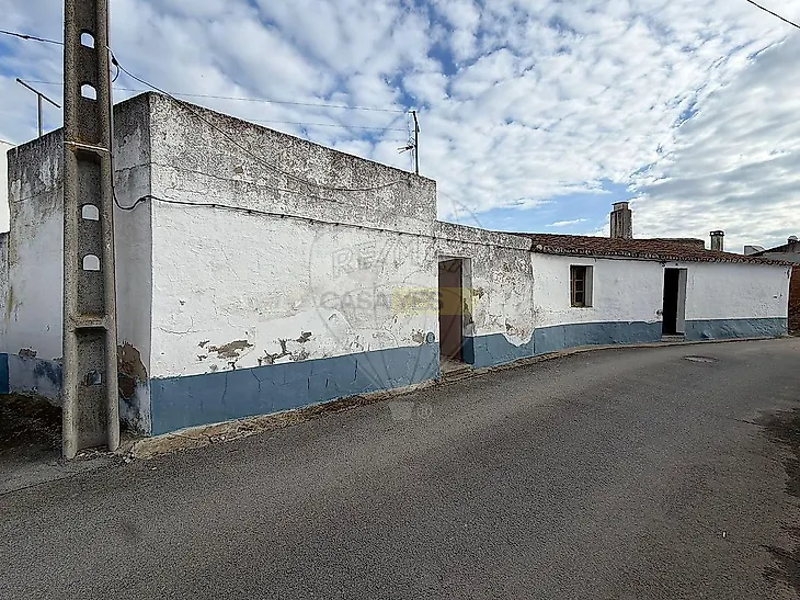 main-listing-picture-0