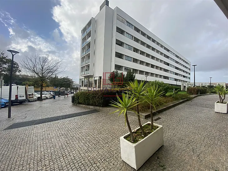 main-listing-picture-0
