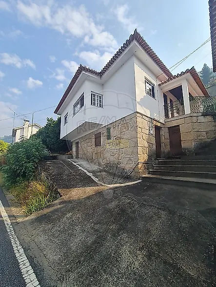 main-listing-picture-0