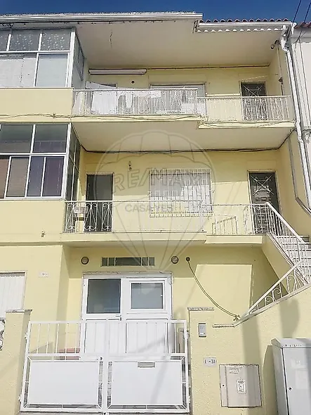 main-listing-picture-0