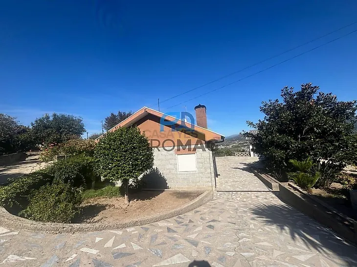 main-listing-picture-0