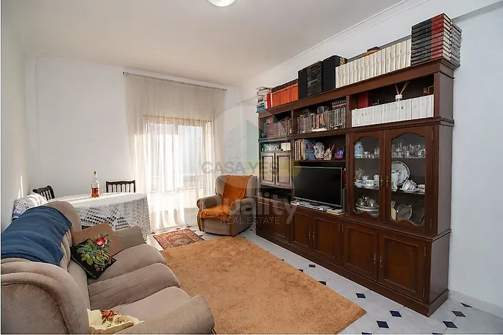 main-listing-picture-0