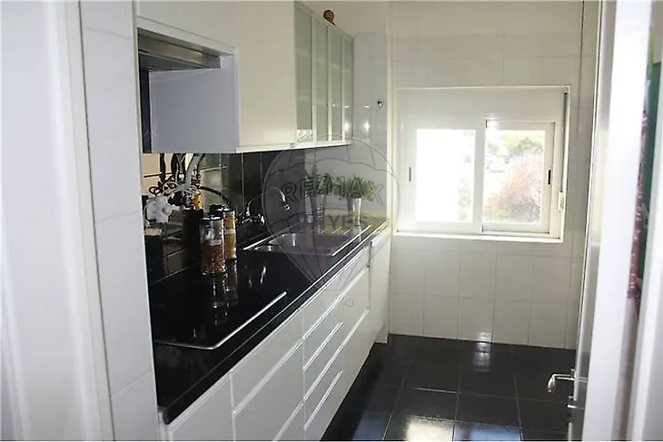 main-listing-picture-0
