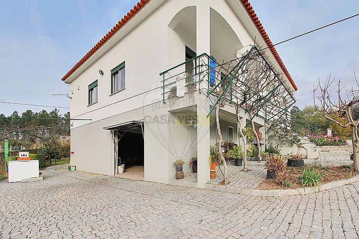 main-listing-picture-0