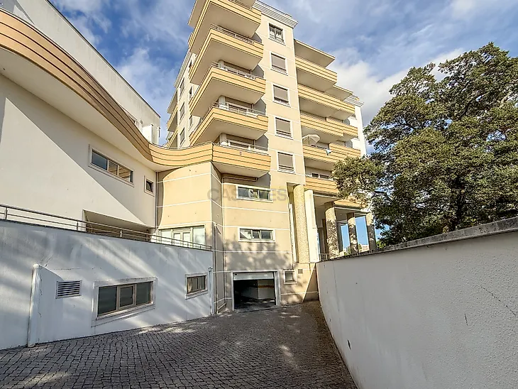 main-listing-picture-0