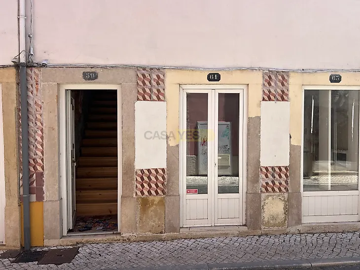 main-listing-picture-0
