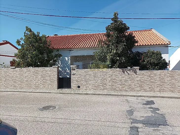 main-listing-picture-0