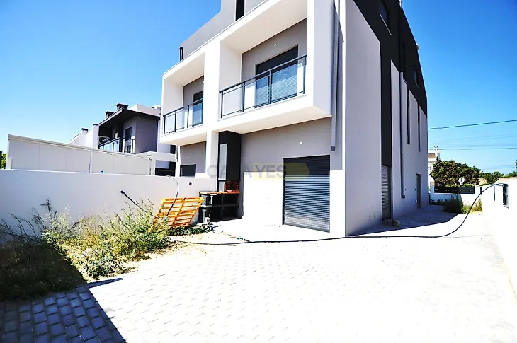main-listing-picture-0