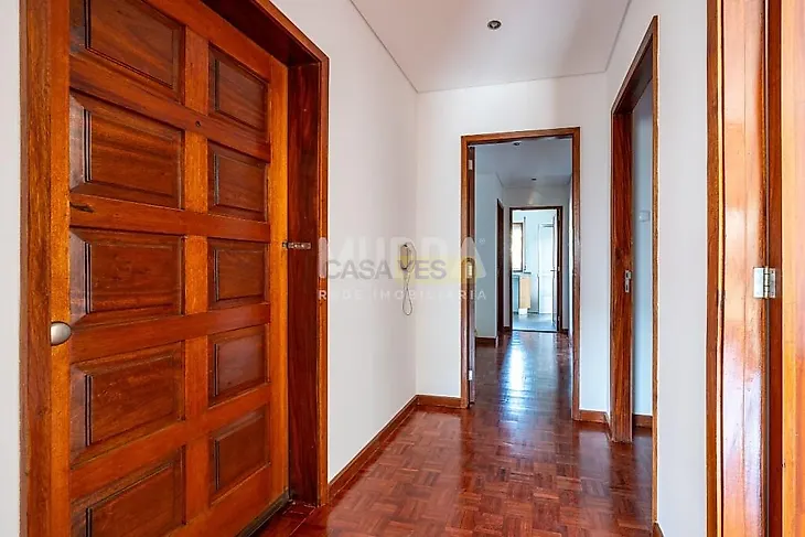 main-listing-picture-0