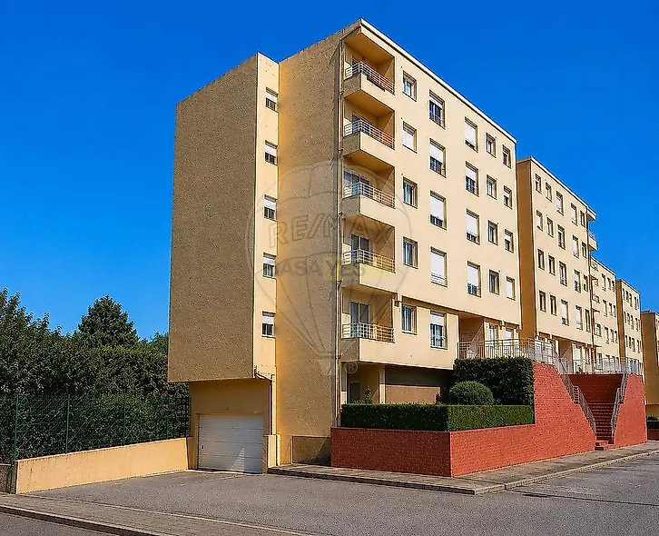 main-listing-picture-0