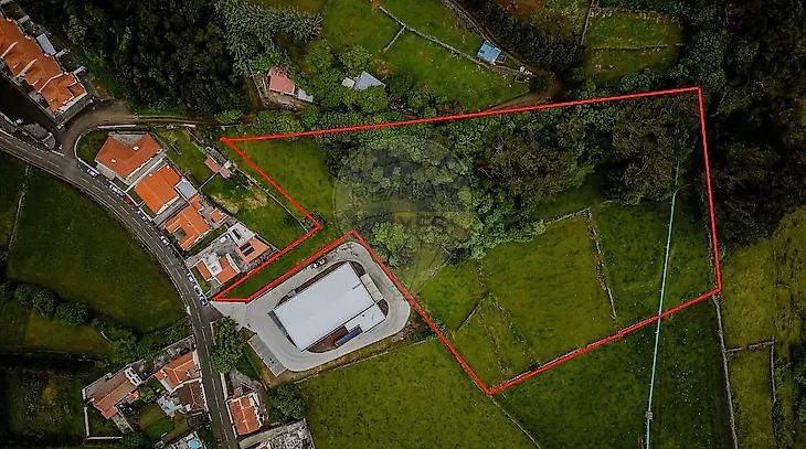 main-listing-picture-0