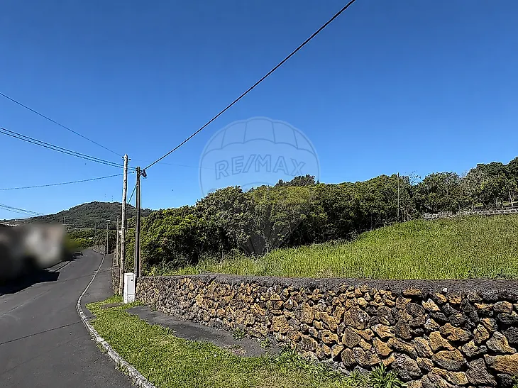 main-listing-picture-0