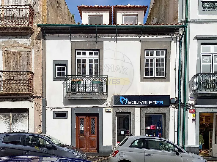 main-listing-picture-0