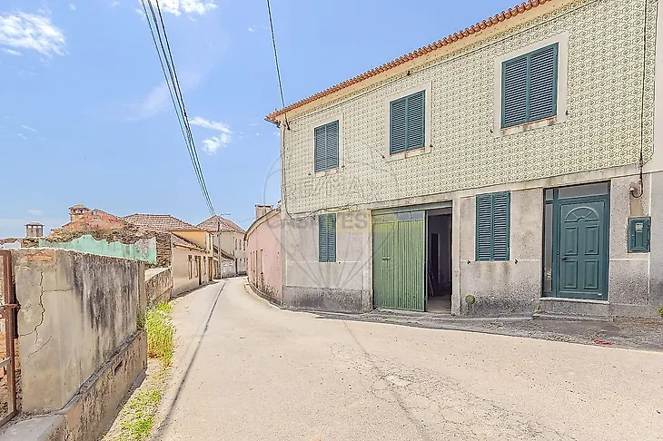 main-listing-picture-0