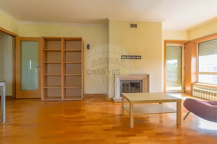main-listing-picture-0