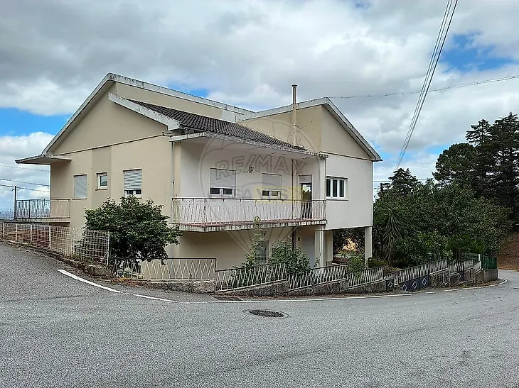 main-listing-picture-0