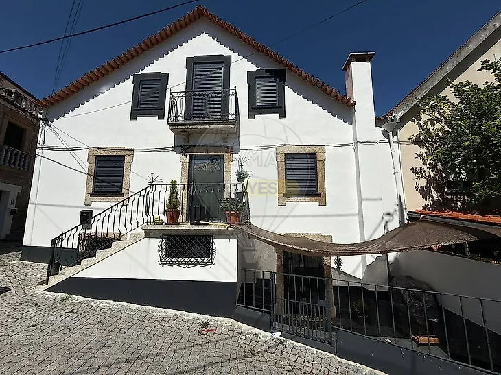 main-listing-picture-0