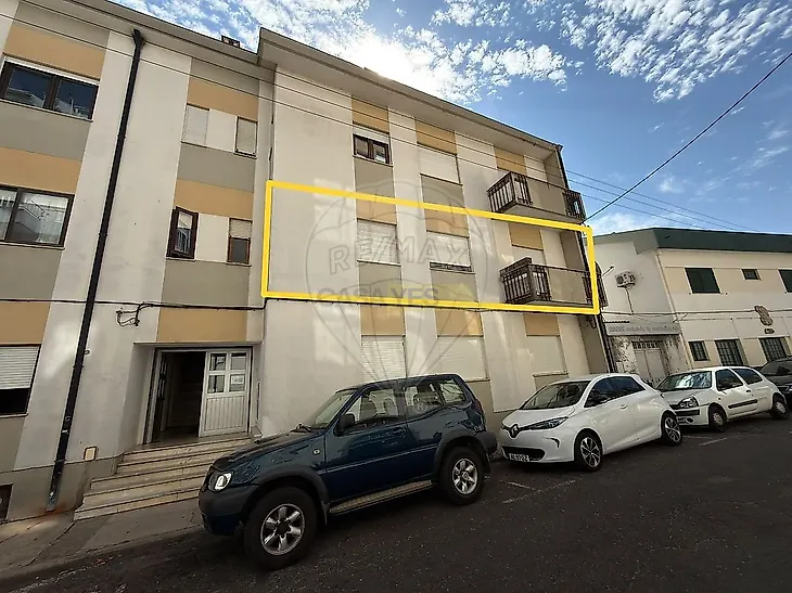 main-listing-picture-0