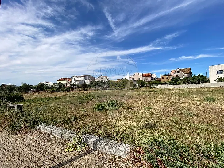 main-listing-picture-0