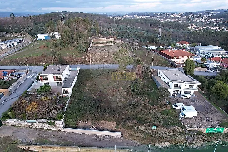 main-listing-picture-0