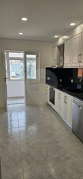 main-listing-picture-0