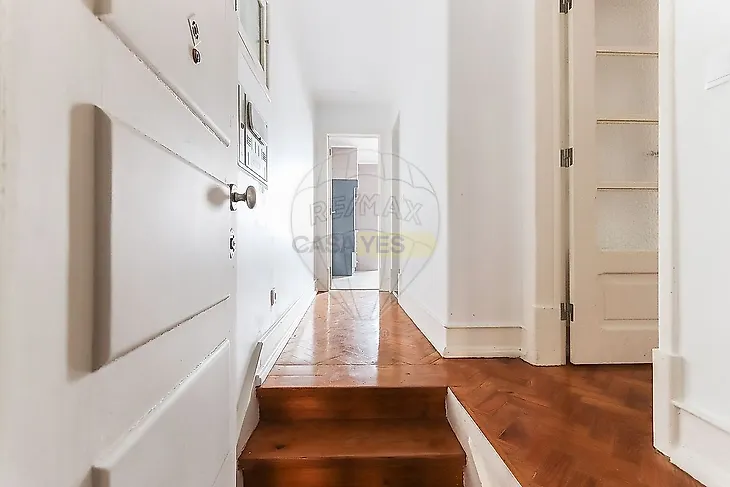 main-listing-picture-0