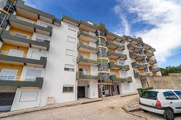 main-listing-picture-0