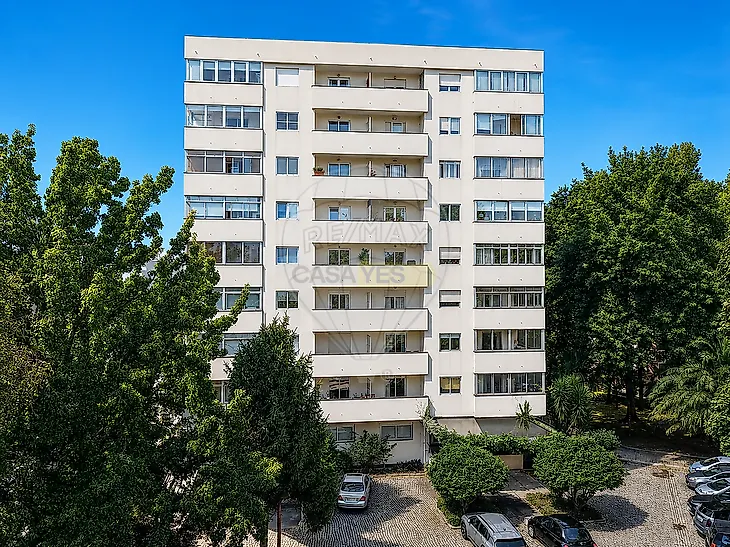 main-listing-picture-0