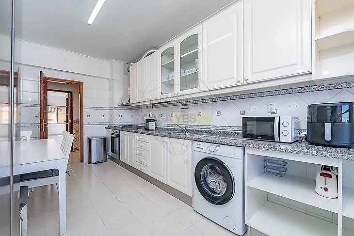 main-listing-picture-0