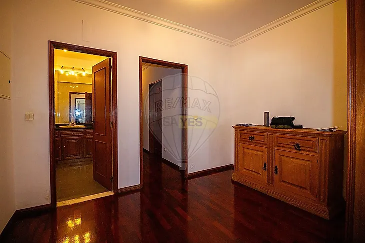 main-listing-picture-0