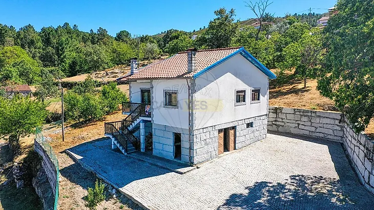 main-listing-picture-0