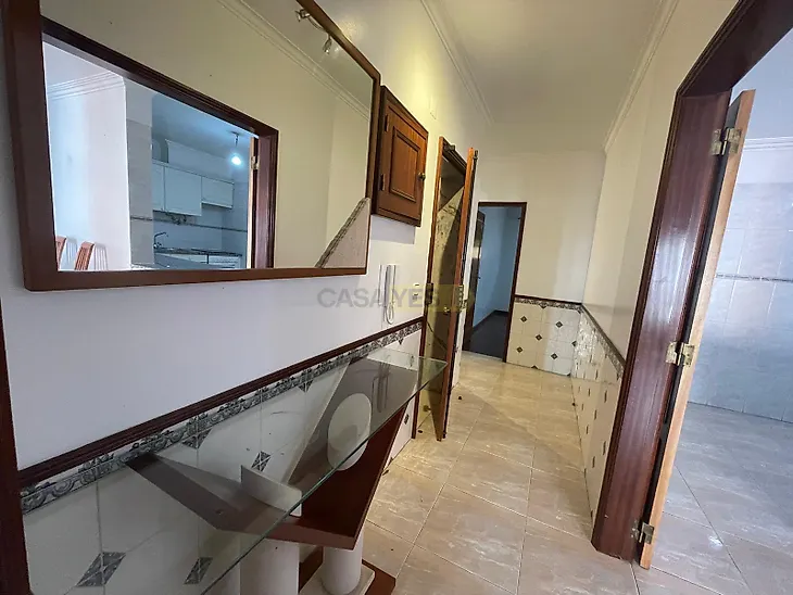 main-listing-picture-0