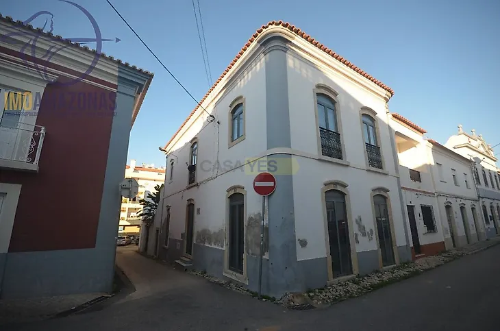 main-listing-picture-0