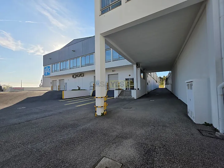 main-listing-picture-0