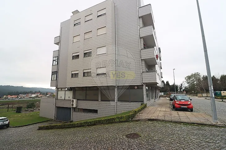 main-listing-picture-0