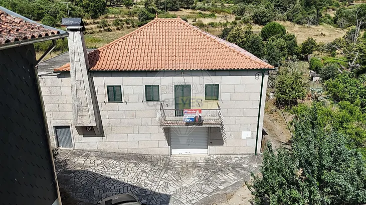 main-listing-picture-0