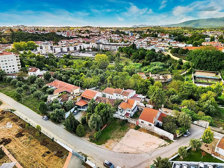 main-listing-picture-0